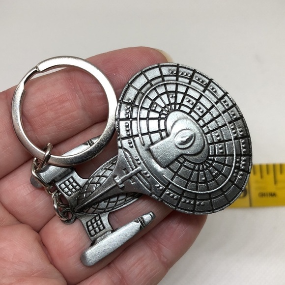 Space Ship Key Chain Silver Tone - Picture 6 of 7